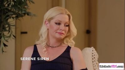 Lesbian milf licking stepdaughters armpit then her pussy